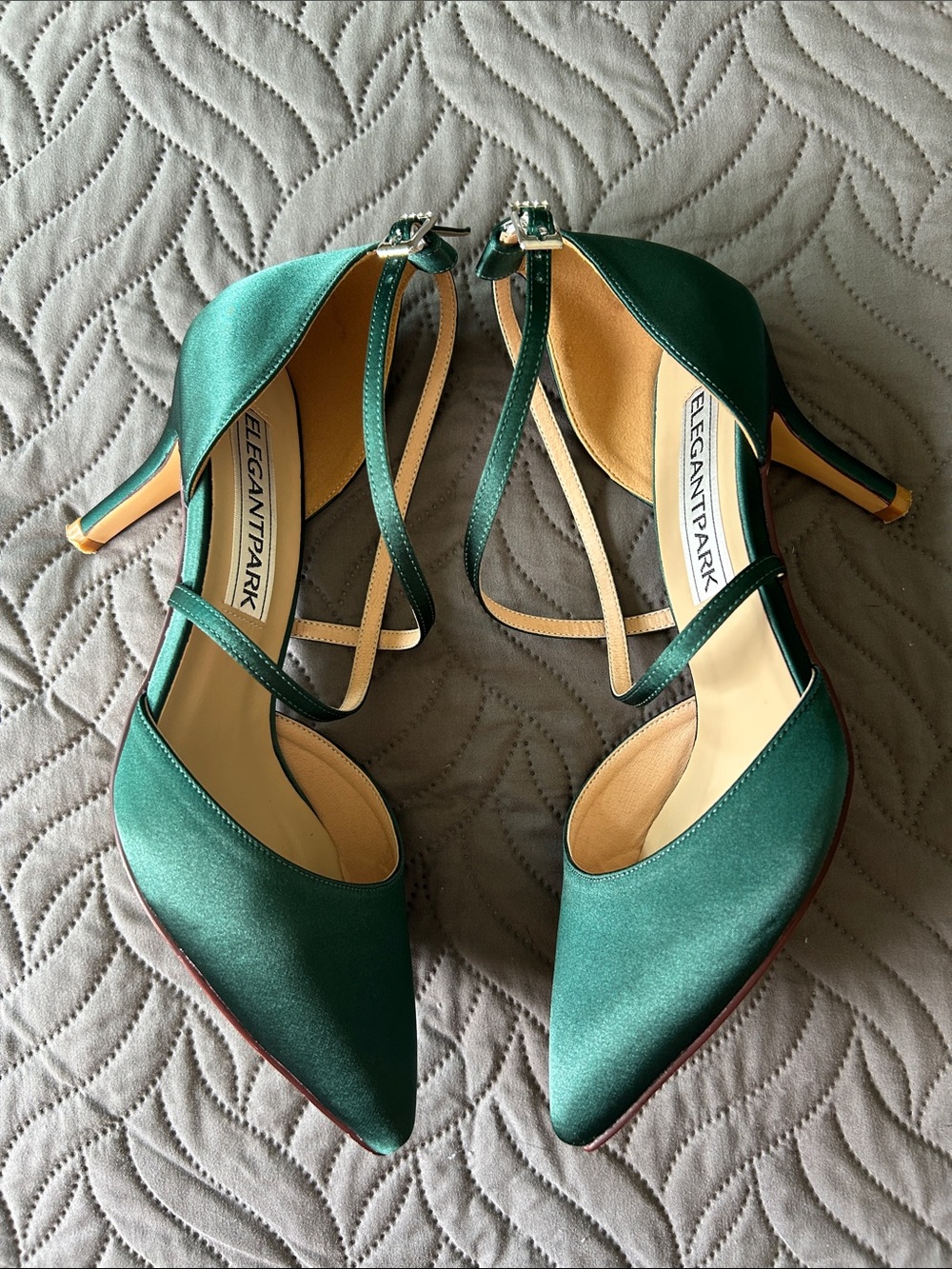 EUC - Gorgeous Jade Green Pointed Toe Ankle Strap Heels - Picture 4 of 10